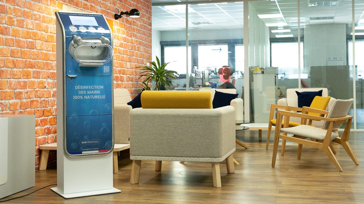 Company EverCleanHand